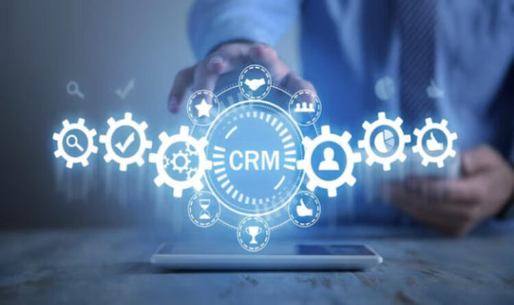 معرفی نرم افزارهای CRM